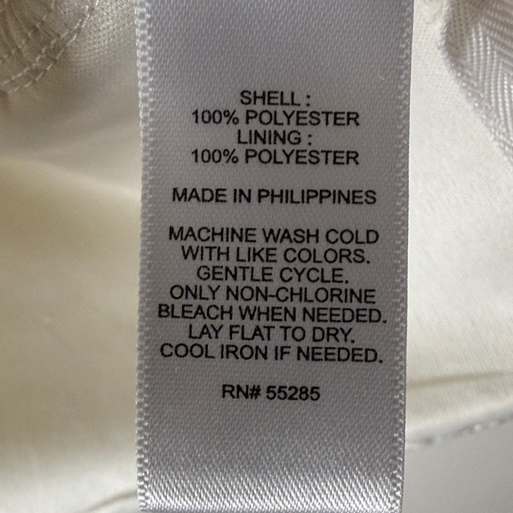 Express White Textured Sleeveless Back Slit Crop Top - Picture 13 of 13